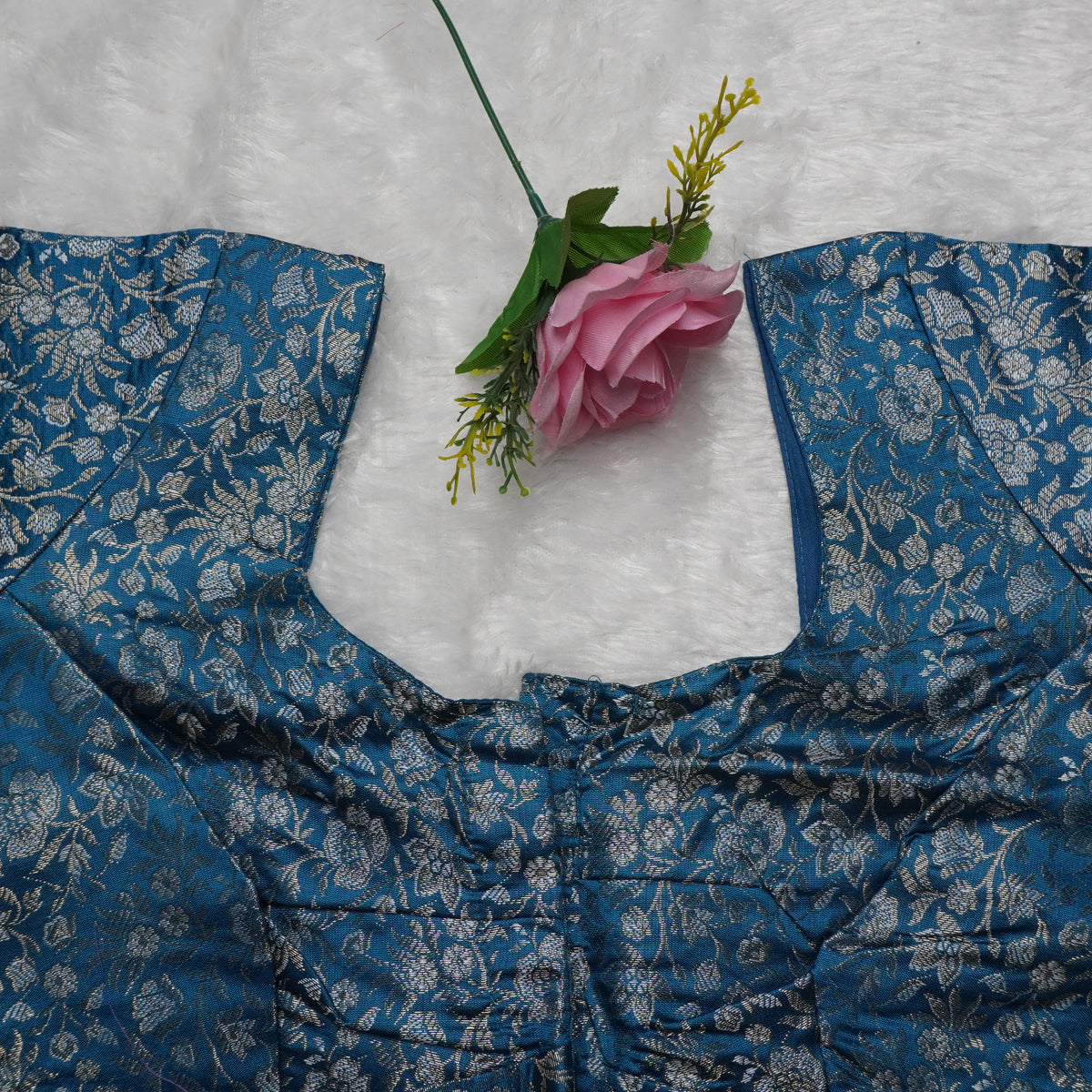 Floral Jakard Elbow