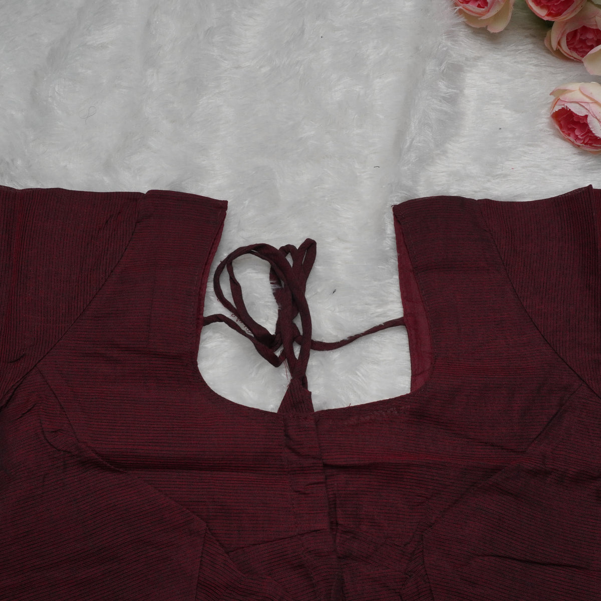 Temple Border Elbow Blouse,