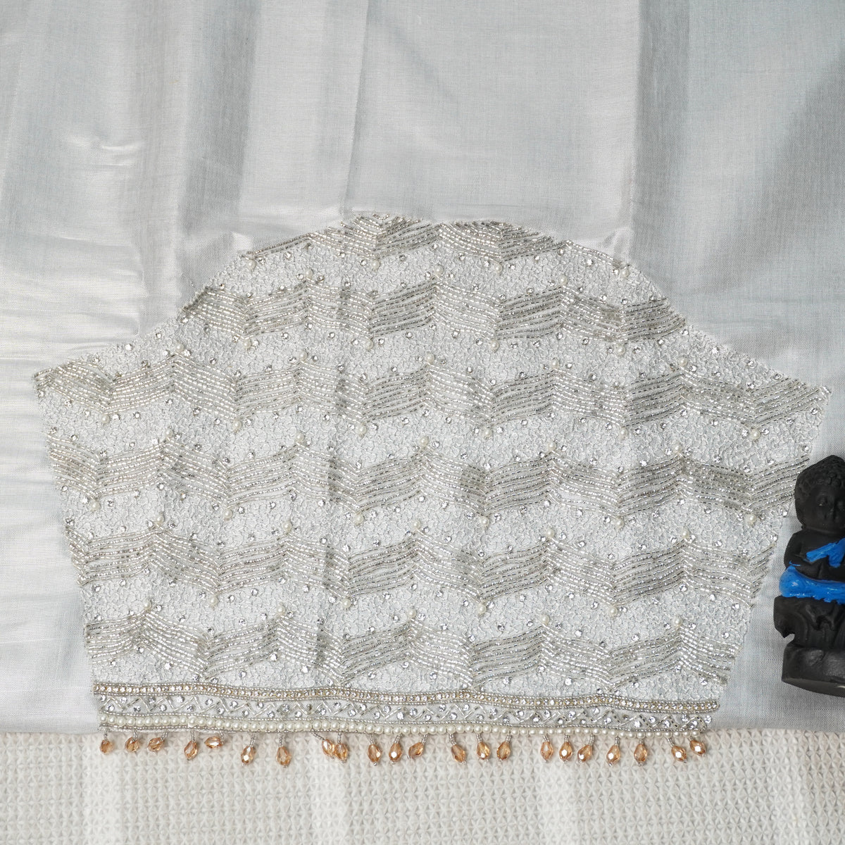 Zari Wave Tissue Silk Aariwork Material