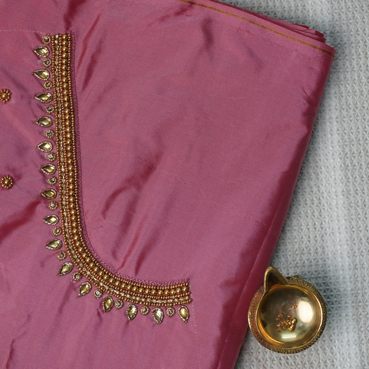 Zari Wave Aari Work Heavy Aariwork Material Blouse