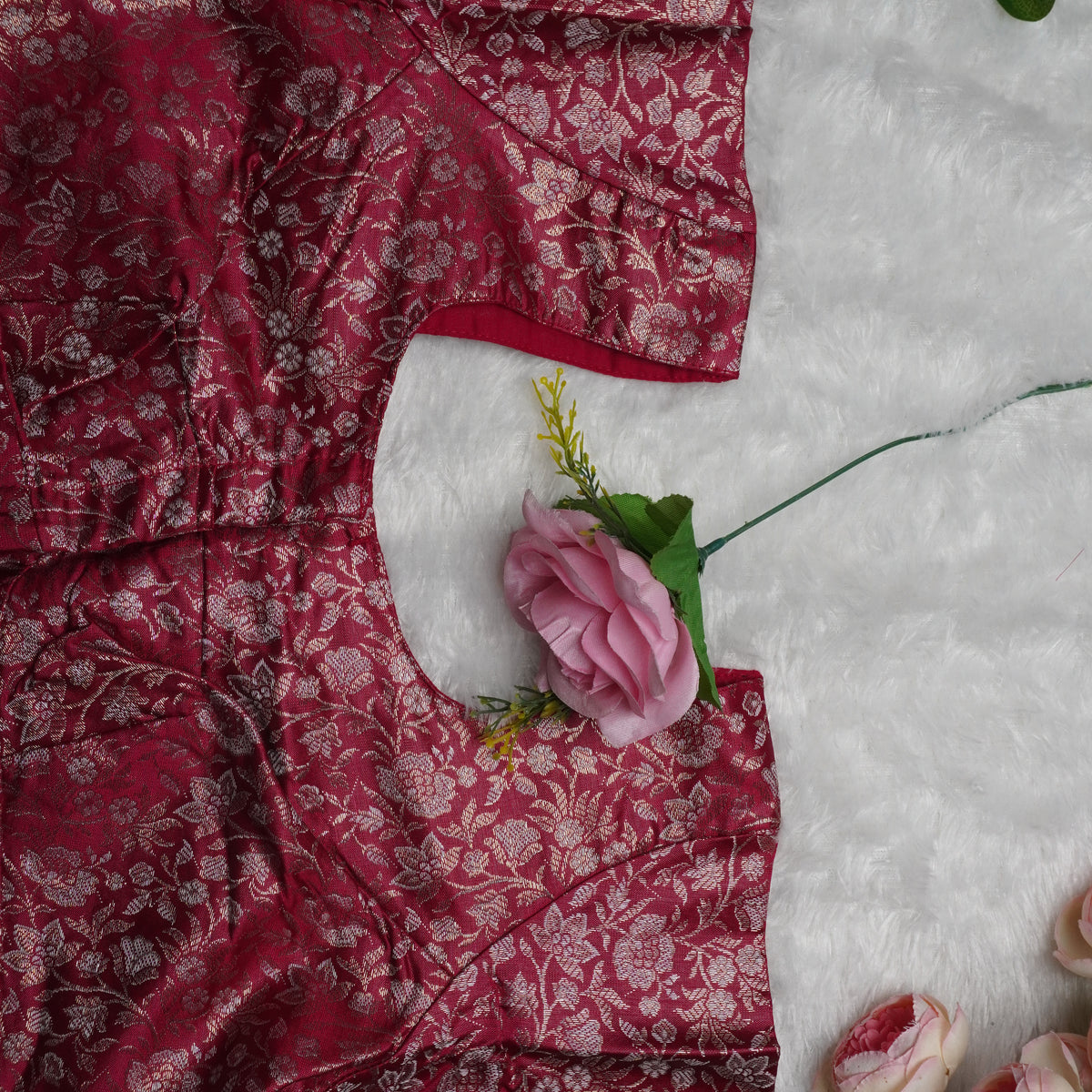 Floral Jakard Elbow