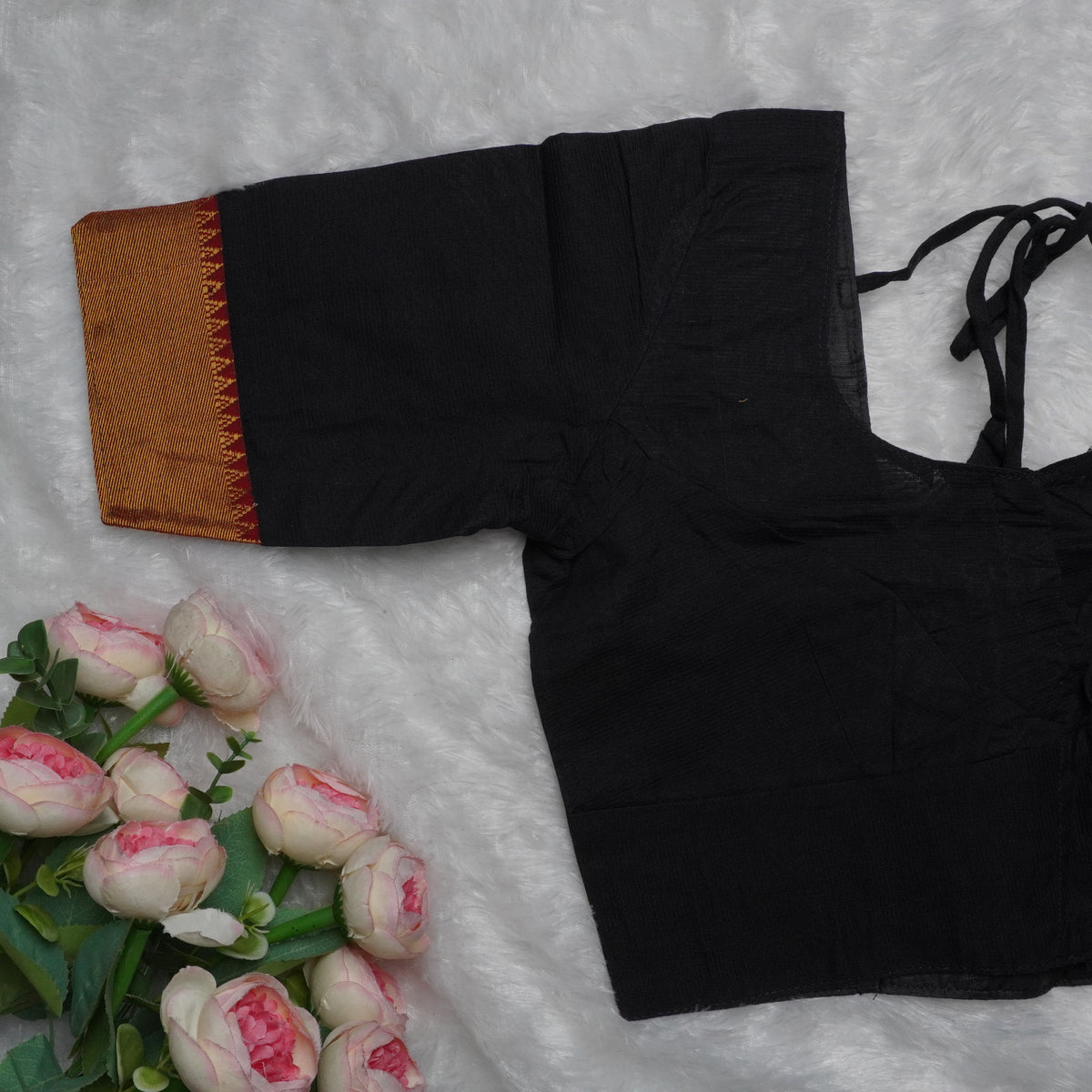 Temple Border Elbow Blouse,