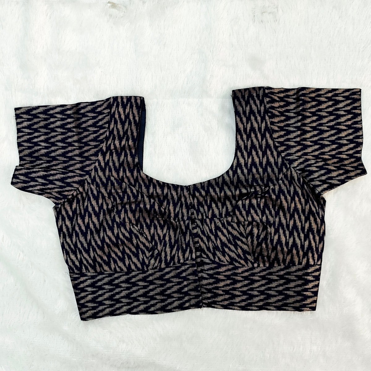 Queen Cotton Blouse Black with Geometric Print