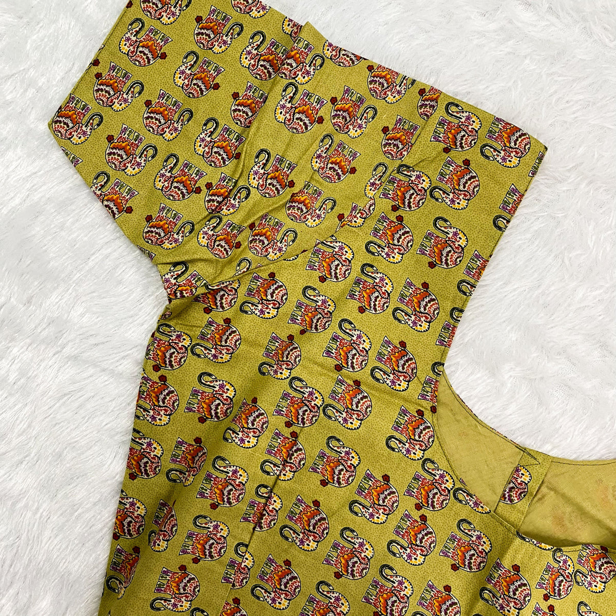 Everyday Wear Cotton Google Print Blouse in Olive Green