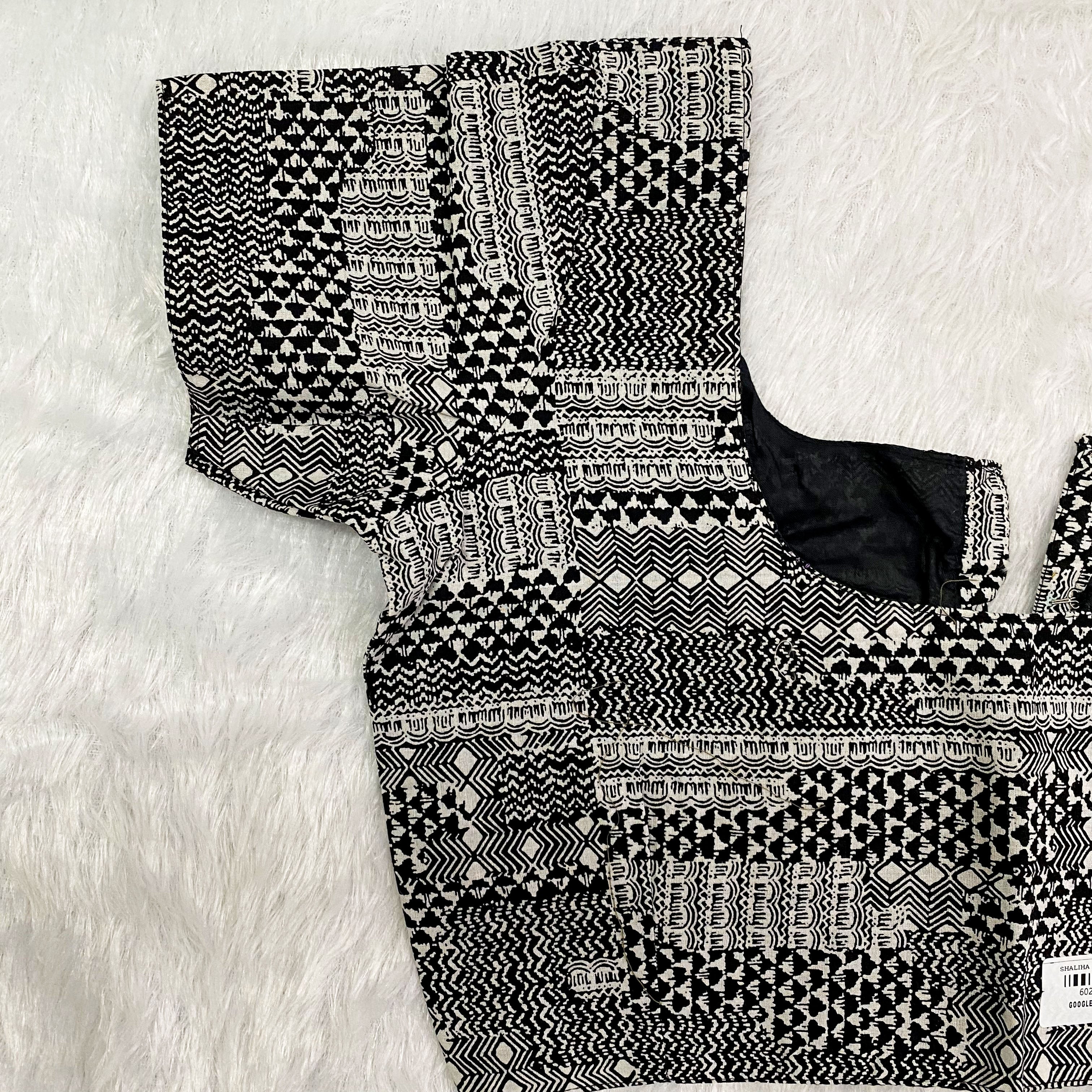 Everyday Wear Cotton Google Print Blouse in Black and White